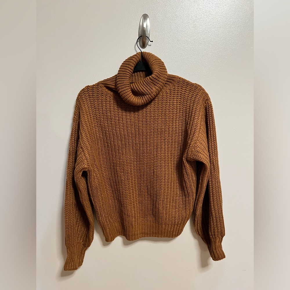 NEVER WORN - Brown Lulu’s Sweater - Size Small